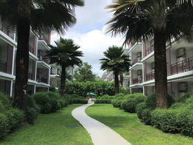 The Title - West Wing Apartments by Trips Phuket