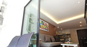 The Title - West Wing Apartments by Trips Phuket