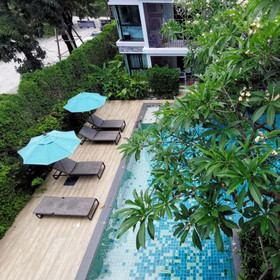 The Title - West Wing Apartments by Trips Phuket