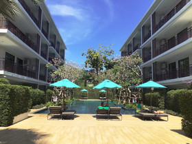 The Title - West Wing Apartments by Trips Phuket