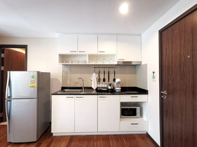 The Title - West Wing Apartments by Trips Phuket