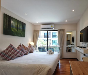 The Title - West Wing Apartments by Trips Phuket
