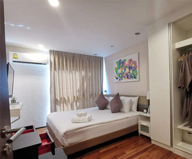 The Title - West Wing Apartments by Trips Phuket
