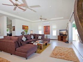 Villa Yok Kiao