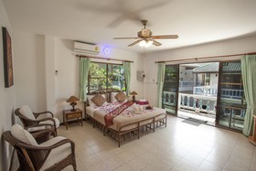 Ya Nui Resort