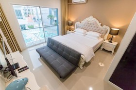 Memo Residence