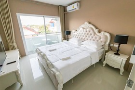 Memo Residence