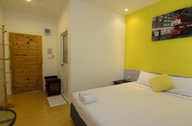Room Hostel