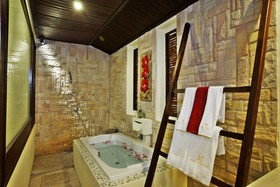 The Kara Pool Villa