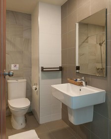 The Sixteenth Naiyang Beach Hotel