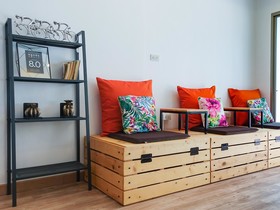 The Snug Airportel
