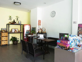 In Phuket House