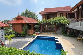 Baleeyan Residence