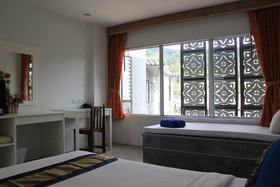 Dinar Lodge