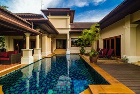 Lakewood Hills Villa by Lofty