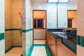 Lakewood Hills Villa by Lofty