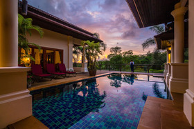 Lakewood Hills Villa by Lofty