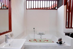 L'Esprit de Naiyang Resort