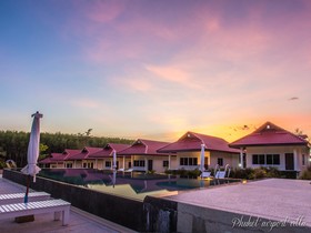 Phuket Airport Villa