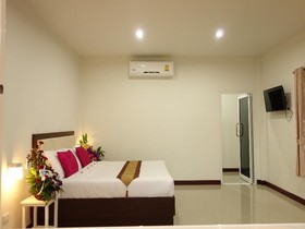 Phuket Airport Villa