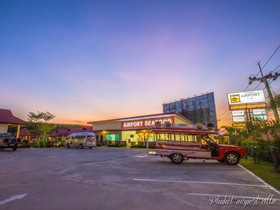 Phuket Airport Villa