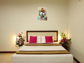 Phuket Airport Villa