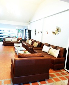 Royal Lee Resort & Spa