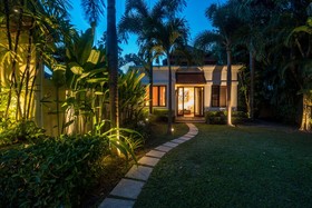 Sai Taan villas by Lofty