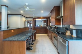 Sai Taan villas by Lofty