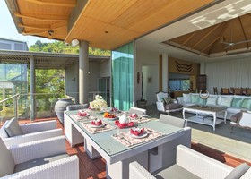 Seventh Villa