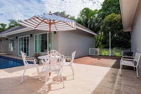 Colorful Pool Villa