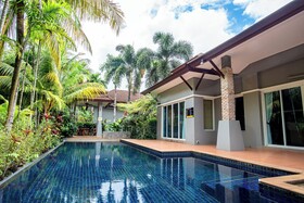 Colorful Pool Villa