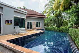 Colorful Pool Villa