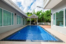 Colorful Pool Villa