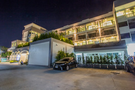 Baba House Hotel