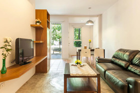 Chaofa West On The Pond