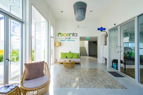 Recenta Suite Phuket Suanluang