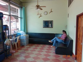 Queen Hotel Suratthani