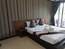 Baan Nai Lake View Resort