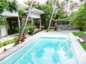 Glur Hostel Aonang