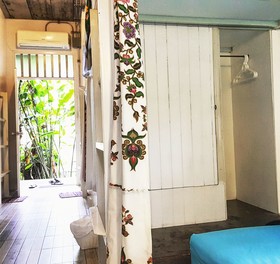 Glur Hostel Aonang