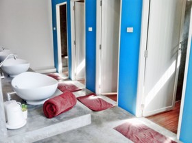 Glur Hostel Aonang