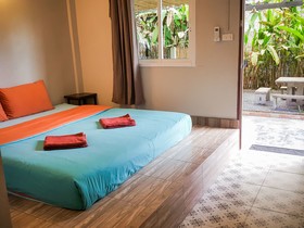 Glur Hostel Aonang