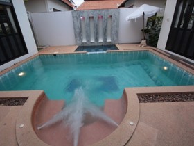 Mandawee Pool Villas