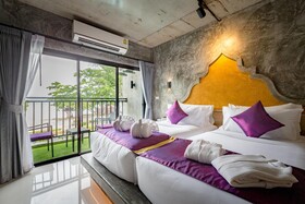 Maneetel Krabi Beachfront