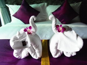Maneetel Krabi Beachfront