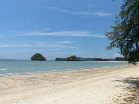 Maneetel Krabi Beachfront