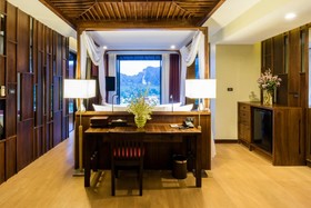 Phu Pi Maan Resort & Spa