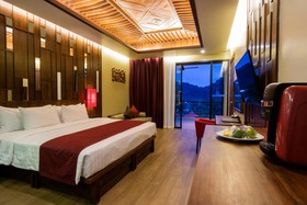 Phu Pi Maan Resort & Spa