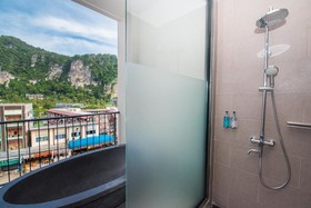 Sugar Marina Resort Cliffhanger